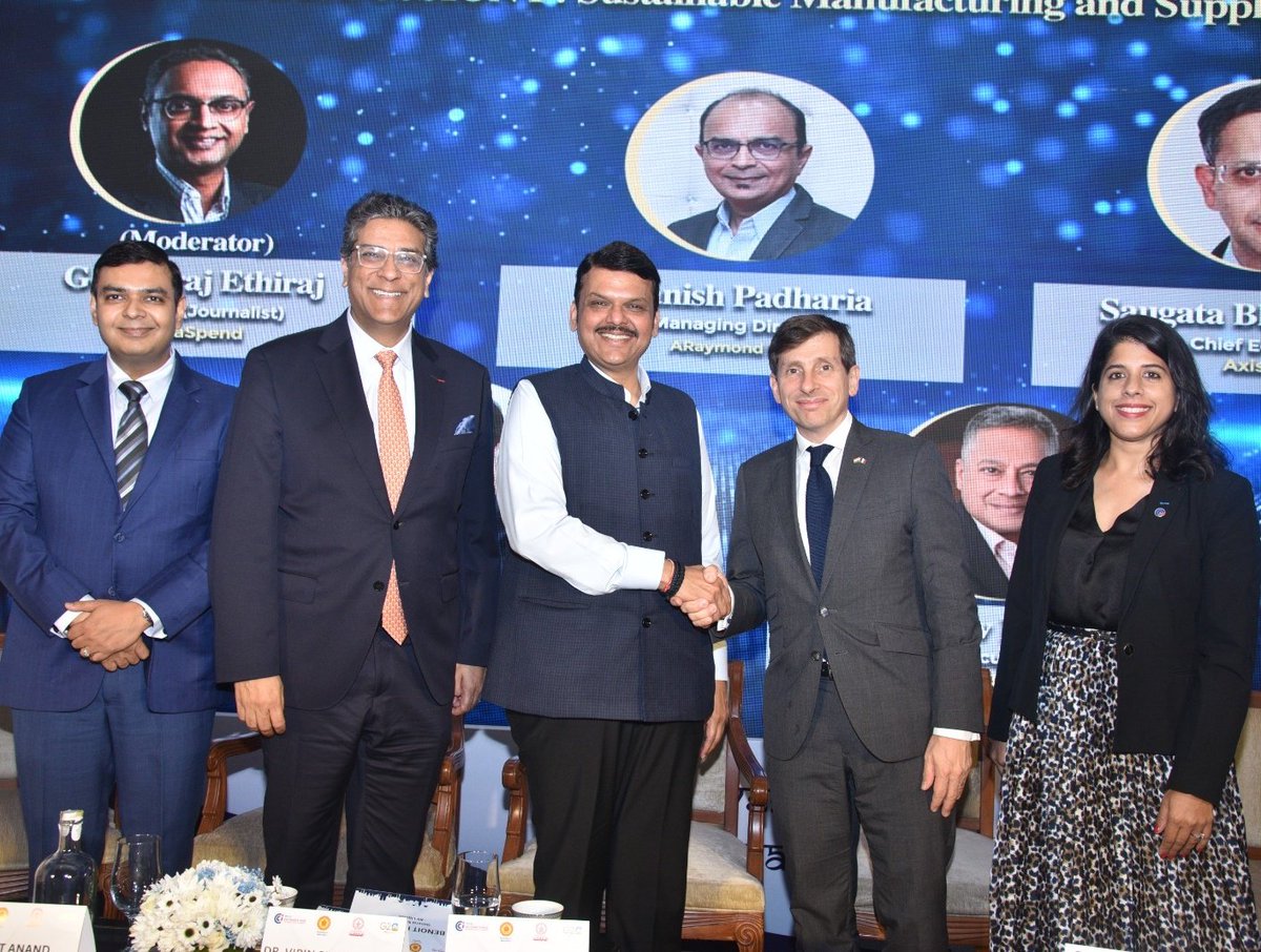 🇫🇷 is the 11th largest foreign #investor in 🇮🇳 &amp; #Maharashtra is a key state. Pleased to attend 'Invest in Maharashtra' summit, organised by <a href="/IFCCI1/">Indo-French Chamber</a> &amp; graced by DCM <a href="/Dev_Fadnavis/">Devendra Fadnavis</a>, to showcase new economic  projects for 🇮🇳-🇫🇷 in this dynamic state.