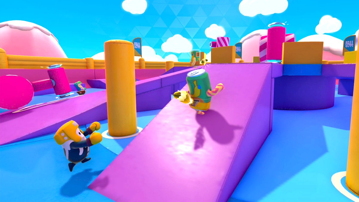 FGTCBot's tweet image. Stentric has been found selling drugs in Tail Tag!