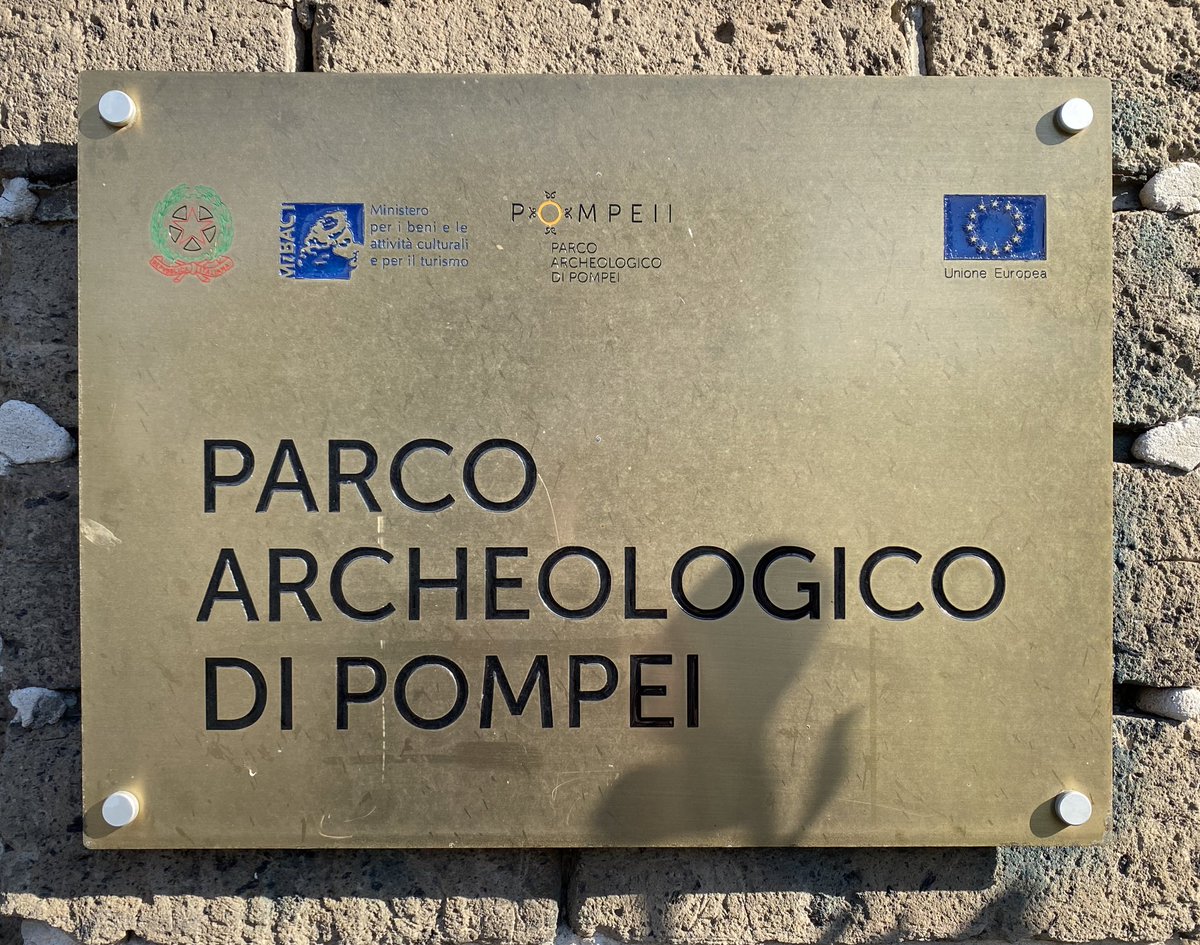 pompei79's tweet photo. Absolute dream come true to call this my office for the foreseeable future.
So happy, honoured and slightly incredulous to be able to call the brilliant team @pompeii_sites my colleagues.
#Pompeii #DayOne https://t.co/ycY8ArWuiP