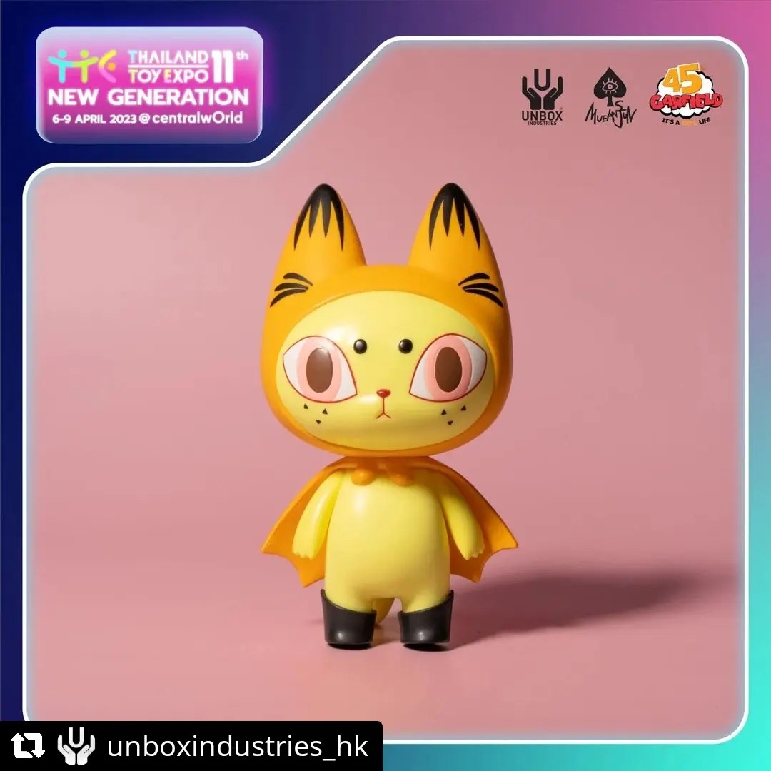 toysrevil's tweet photo. #TOYSREVILTOYTWEETS #TTE2023 Edtn: A trio of #Garfield collabo #designertoys from #UnboxIndustries, featuring character (r)design from #BADMEAW #MueanfunSapanake, @pakka7 #TOONATTHAPONG & #NONWORLD - to be avail at Booth H5-H6, Central Court Zone ...
(+) https://t.co/nFe0zz6h6P