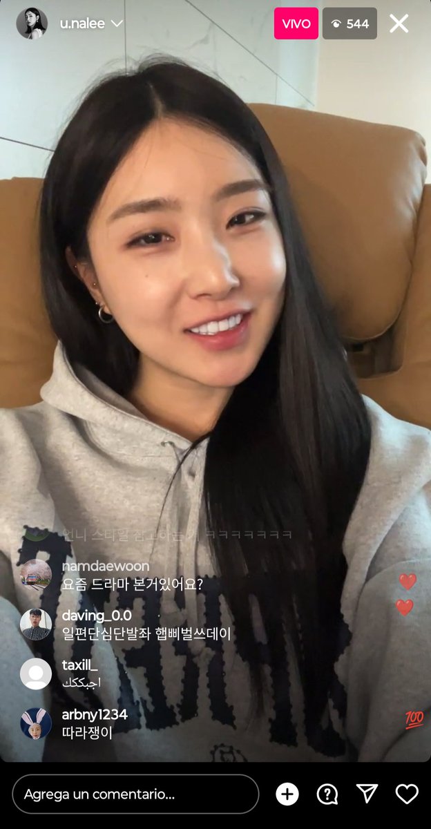 BG_stan_22's tweet photo. Yuna is live on Instagram ♥️♥️♥️ so good to see her https://t.co/dmWCET5OuX