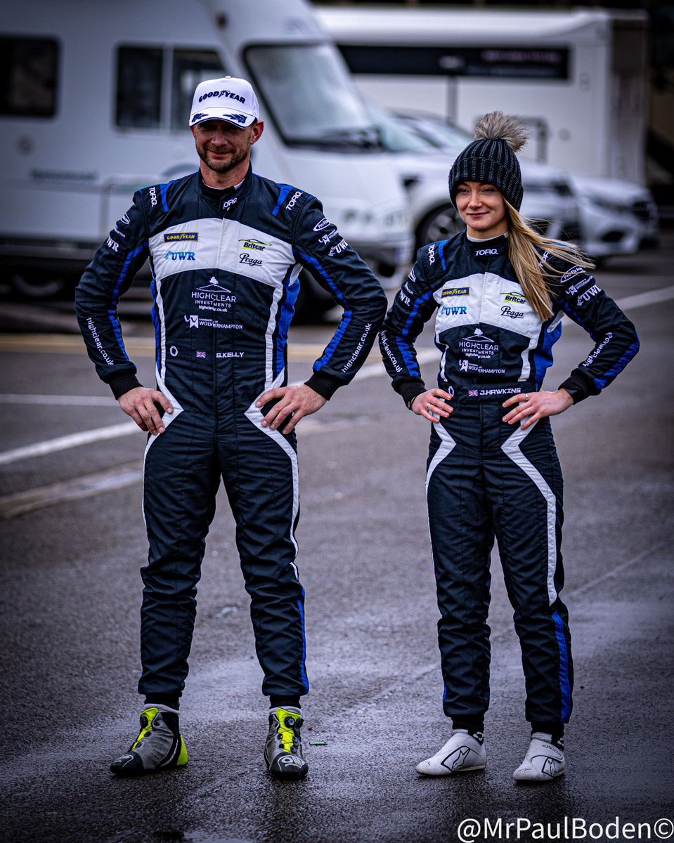 When your parents say stand in the garden for a photo its better light. 🤣 #newsuitday #newsuit #racesuit 
Great picture @mrpaulboden 👌🏻