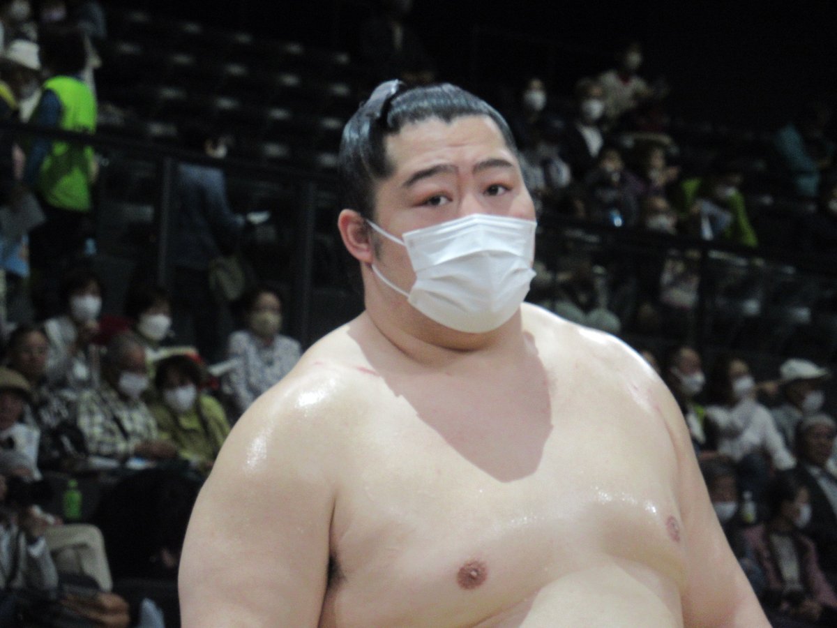 ChukyoSpirits's tweet photo. パパ・ママに親孝行!
大相撲稲沢場所、どすこい♪
ママ、大はしゃぎ😆
認知症の父は… くたくたで帰ってきた(笑)
#ENTRIO
#大相撲稲沢場所
#稲沢市制65周年
#春巡業 https://t.co/OkLoC9vqNZ