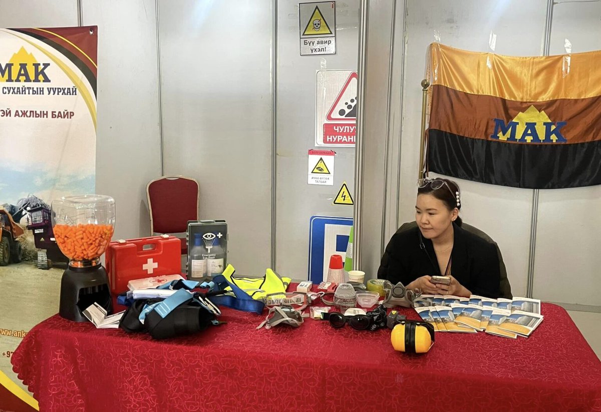 “ХӨДӨЛМӨРИЙН АЮУЛГҮЙ БАЙДАЛ, ЭРҮҮЛ АХУЙН САРЫН АЯН-2023” НЭЭЛТЭЭ ХИЙЛЭЭ
habemt.gov.mn/778