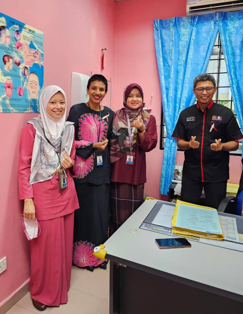 Kick started our April Head&Neck cancer Awareness Month this morning. Tq to ENT team Hospital Kulim for inviting to me speak on H&N cancer: What you should know. 
Next week i will be on my twitter space insyaallah.
#headandneckcancerawareness
#hospitalkulim
#ppusmb