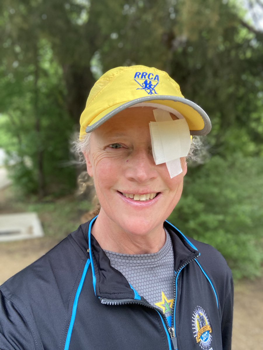K2Runs's tweet photo. I’ve been eager to get back to helping Keep Grapevine Beautiful, but was the Clear Eyes an 👁 joke? 🧐😜 The last pic is representative of my philosophy that if you find a bag you use it to collect litter. #HappyToHelp #DoBeautifulThings #CleanYOURBlock #detachedretinarecovery https://t.co/aHFRMbBjrQ