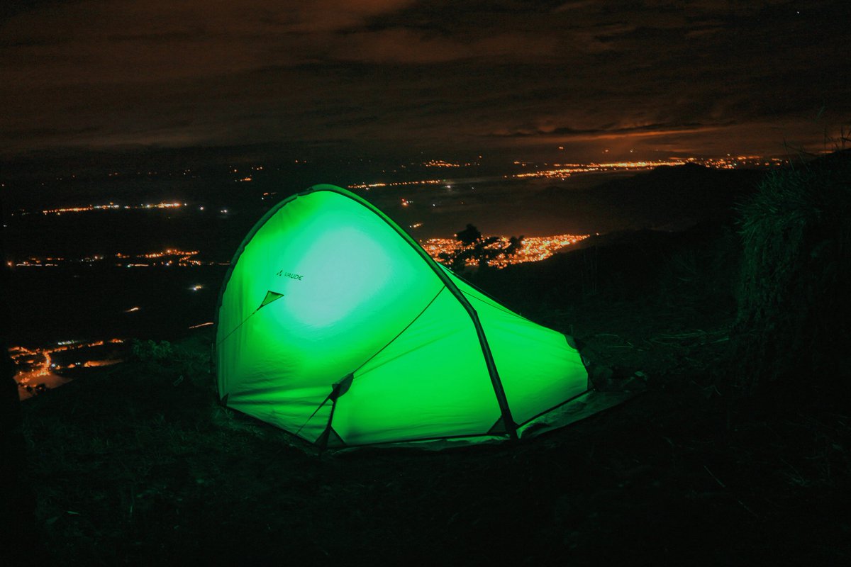 atomosdeluz's tweet photo. Camping night 🏕️ https://t.co/3iIQhj2LA7