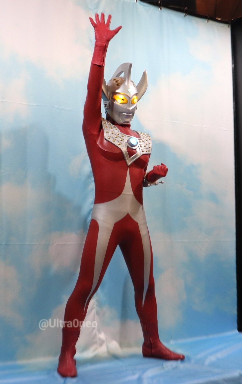 ウルトラマンタロウ　スーツアクター　長沢寛氏直筆サイン入り大判ブロマイド アル on X: 