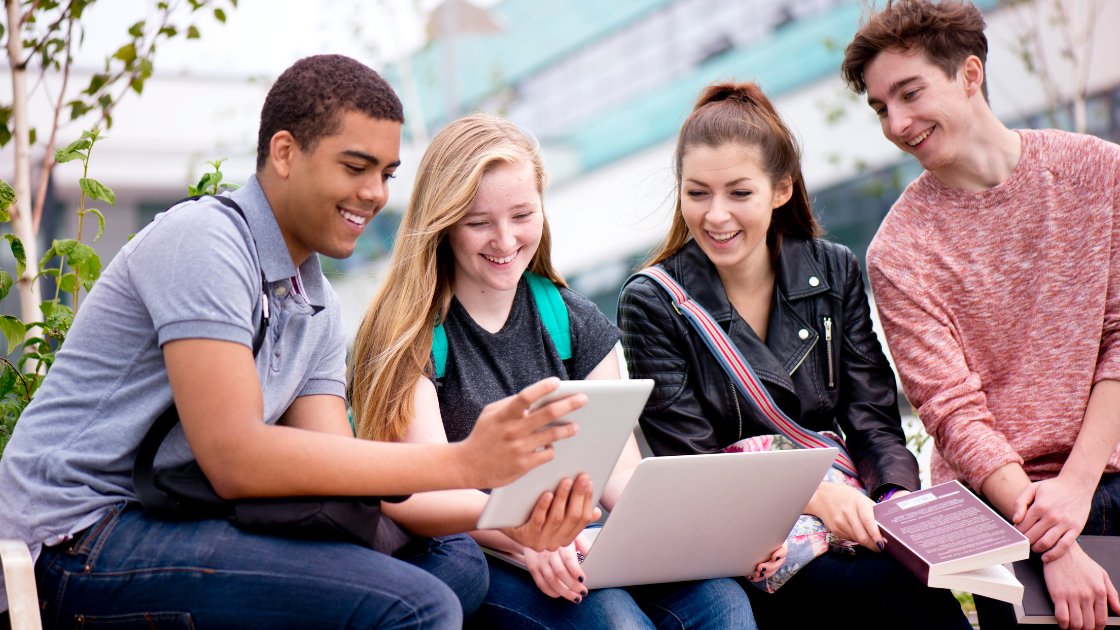 getdooks's tweet photo. Enhancing Student Learning and Engagement with DOOKS Interactive Features
https://t.co/D15HefGVy4
#DOOKS #edtech #elearning #interactivelearning #studentengagement #innovativelearning #gamification #collaborativelearning #mobilelearning #accessiblelearning #convenientlearning https://t.co/TMidGcUwzg