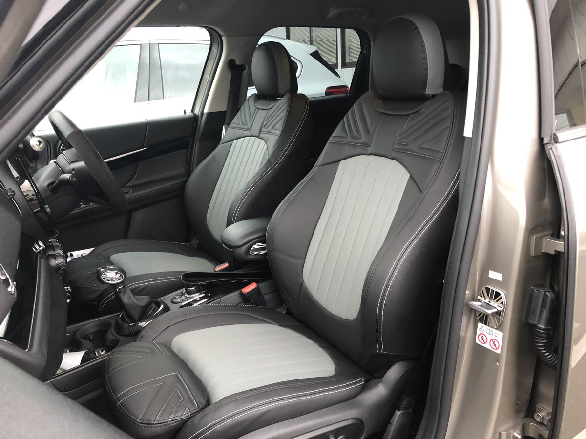 cabana_official's tweet image. #F60 × #cabanaseatcover -装着事例-
パークレーンUJ　オプションカラー（PVC）
top-selection.co.jp/shop/item/seat…
ベース：ダークブラック
中央：スモークグレー
Wステッチ：ホワイト
UJベース：ダークブラック×ダークブラック×ダークブラック
UJ部分オールブラックが斬新cool😊
#カバナ #MINIシートカバー