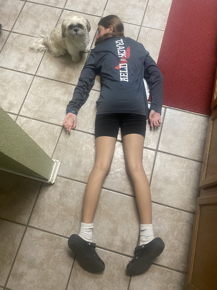 cbellacook's tweet photo. When you’re a 7th grade athlete in five honors classes and your track meet doesn’t end until almost 10pm on a school night. #youngathletes #determination #keepgoing #quicknap https://t.co/9bubZtrHPD