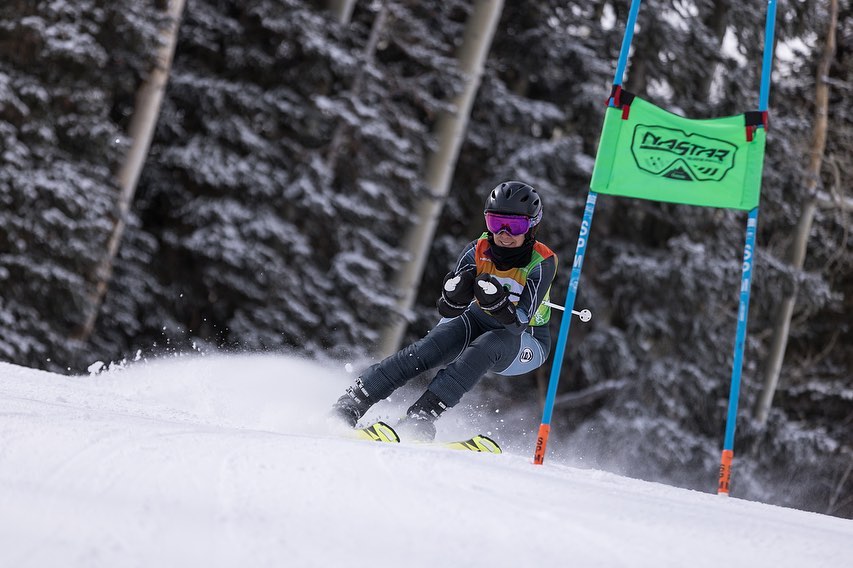 NASTARHQ's tweet photo. Another great day out on the course! ⛷️ 

Today's results, start lists for tomorrow and the ROC bracket can all be found  at: https://t.co/FSpNCMy0t2

📸: @davecamara1 

#NASTAR #skiracing #alpineracing #getoutside https://t.co/ppkPC0Xmud