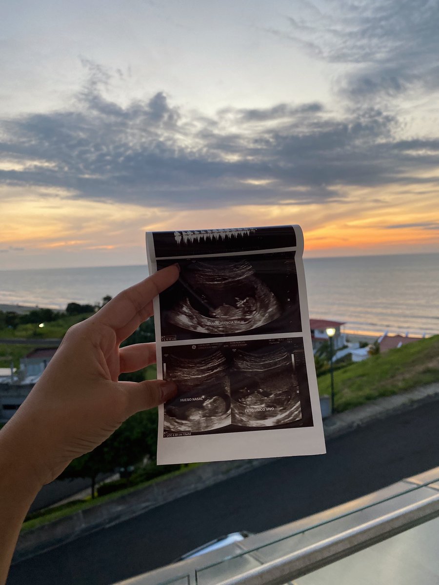 Dentro de poco alguien me llamará tía 🥹                                                                       
#babyontheway #babyannouncement