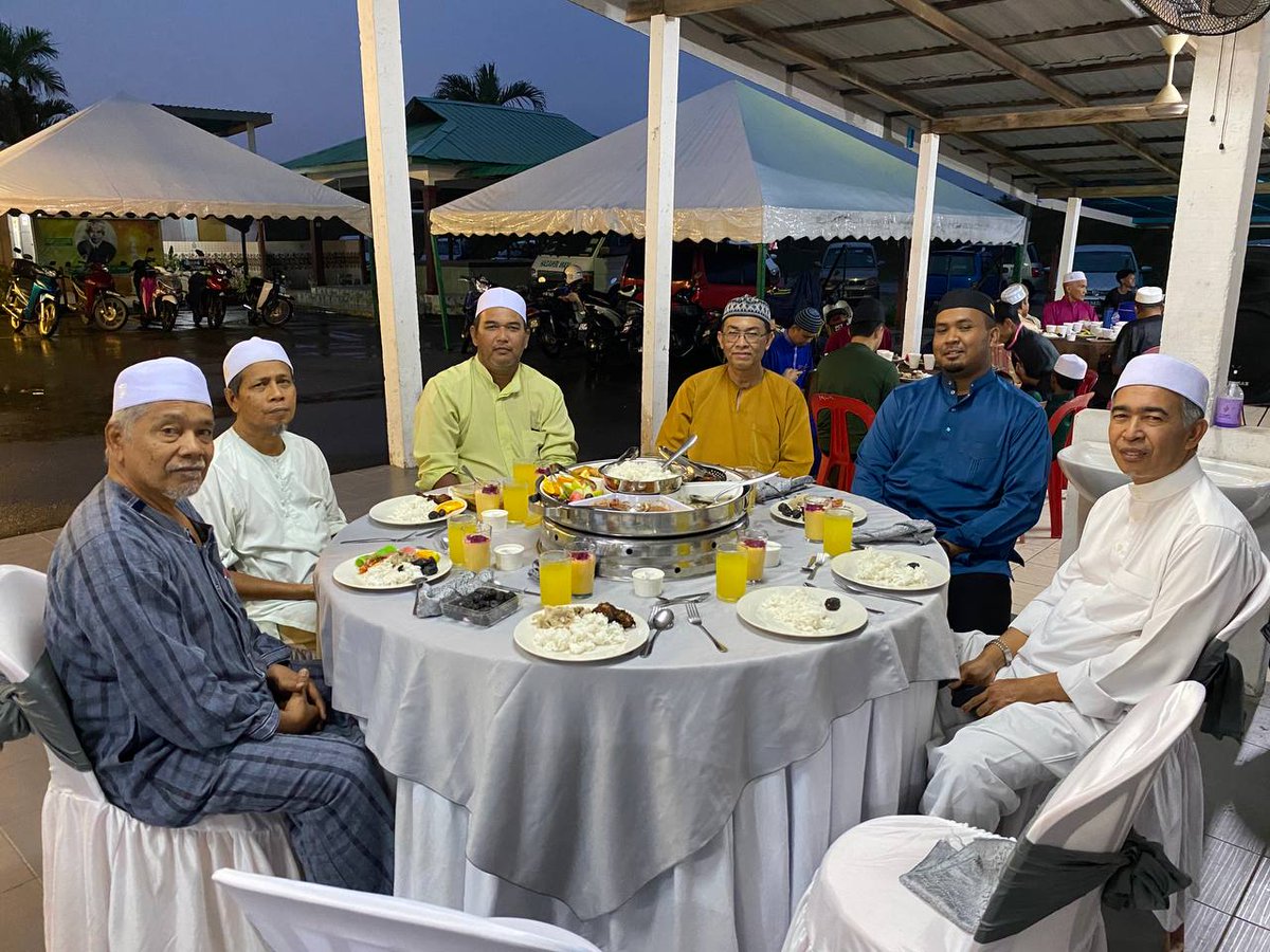 Majlis Berbuka Puasa Majlis Perbandaran Kubang Pasu Bersama Komuniti Dengan Kerjasama Masjid Di Daerah Kubang Pasu Tahun 2023/1444H