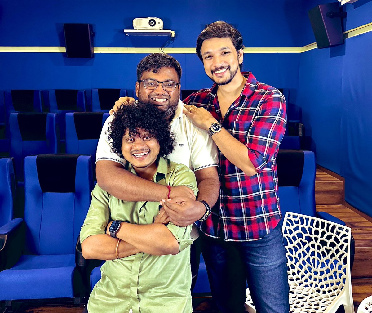 gauthamfan's tweet image. Casual interview session for 1947 August 16 movie release. 

#GauthamKarthik #VijayTvPugazh #1947August16