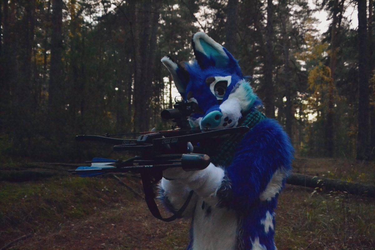 Well, now we're talking.
#furry #fursuit #FursuitEveryday