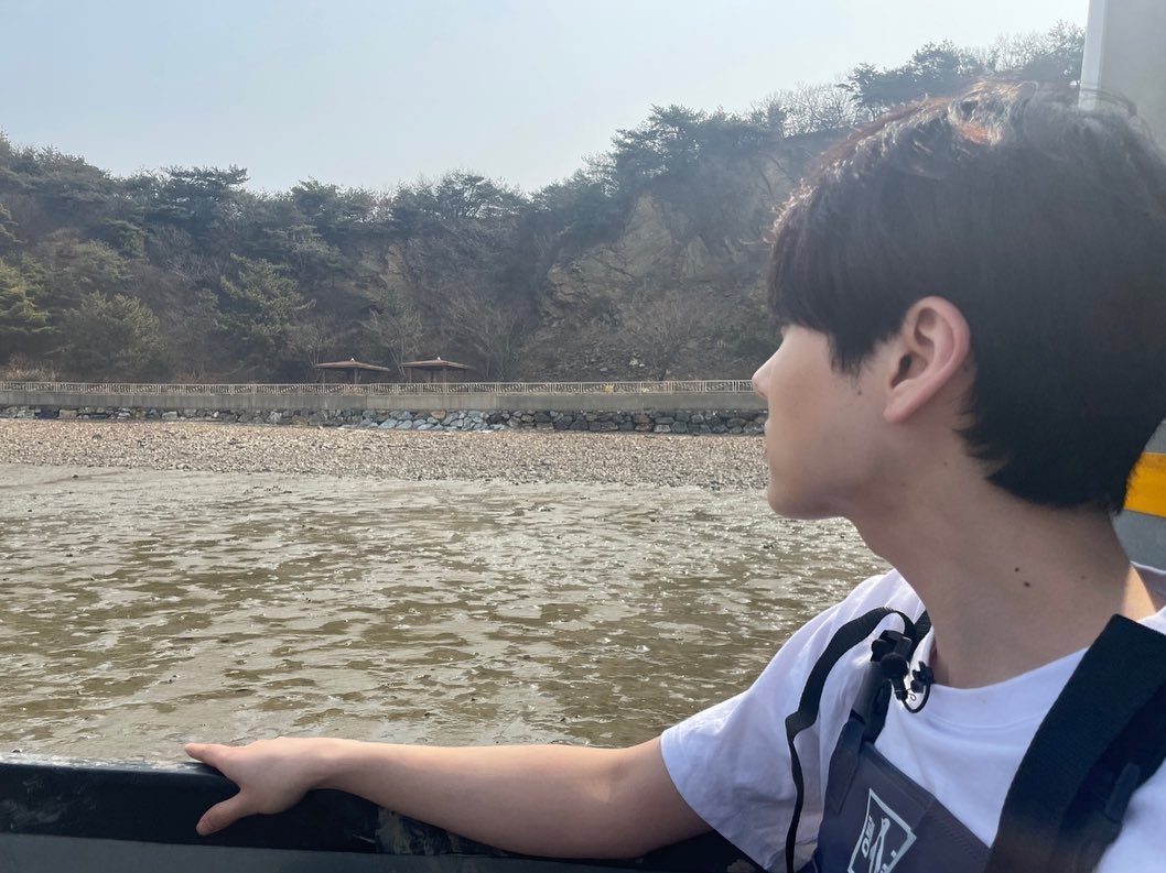 Authentic_1028's tweet photo. 230406 게시물 

정원일기 👨‍🌾

#갓기등장 #갓기 #이정현 #정현 #버밍
#HisMan #junghyun #남의연애 #The_1st #Young_n_Beautiful https://t.co/kYUu0XTzNx