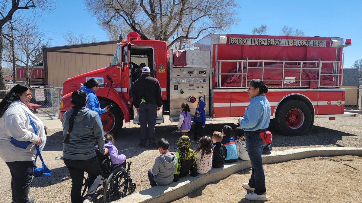 RockyFordFD's tweet photo. We had a great time sharing career day with the CDS kiddos!!  Thank you for having us!! https://t.co/R6Nmud1o58