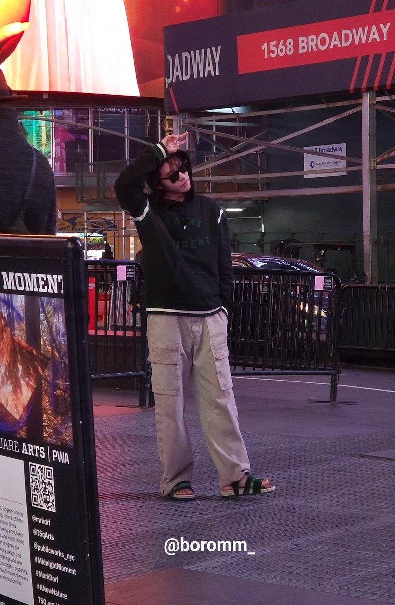 런쥔이 사진 찍는 것도 봤오요옹...