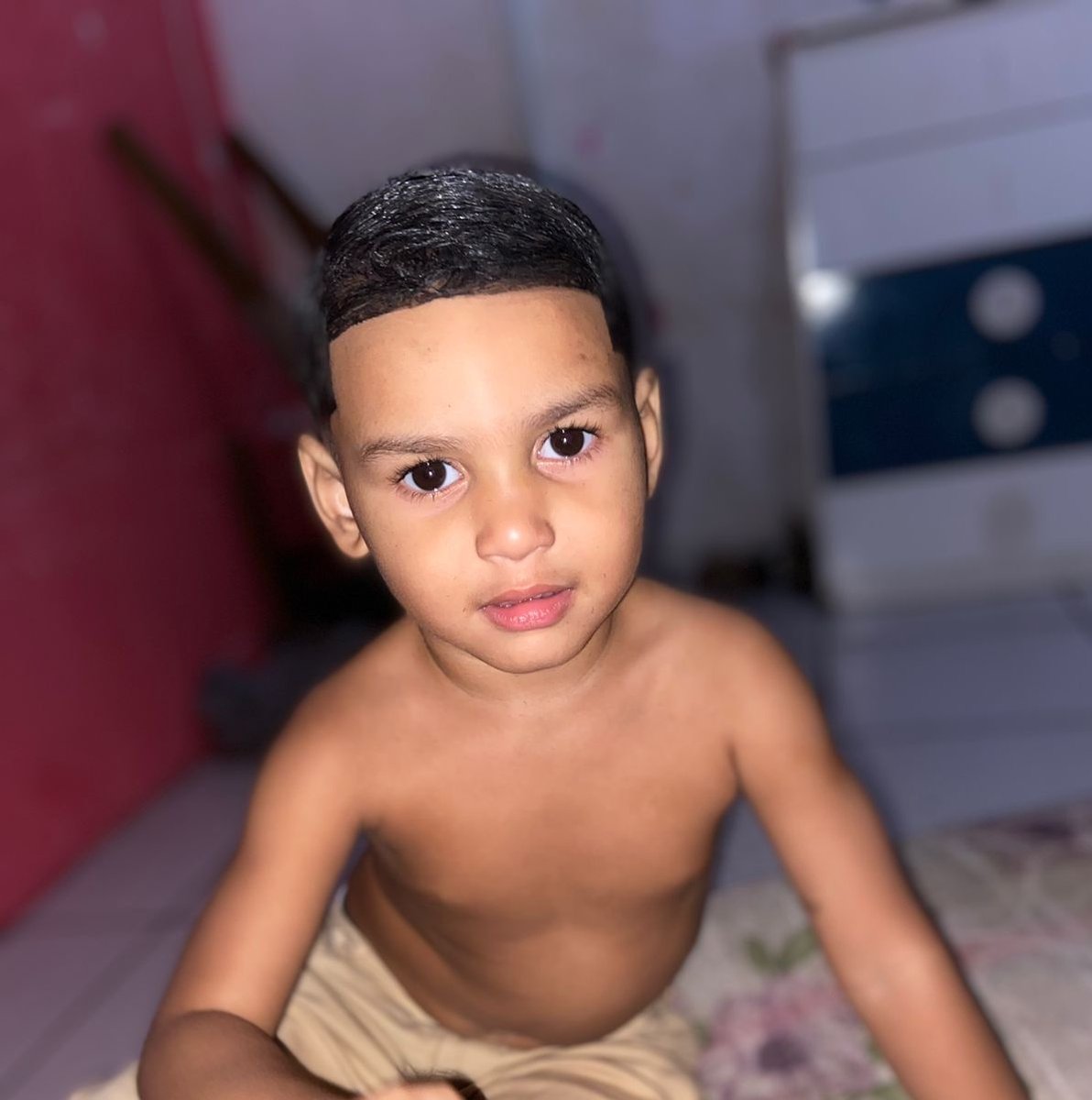 bem_menininha57's tweet photo. Eu tenho o menino mas Lindoooo desse mundo 🥺🥰🥰🥰🥰🥰🥰 https://t.co/v1BOI2EnjI