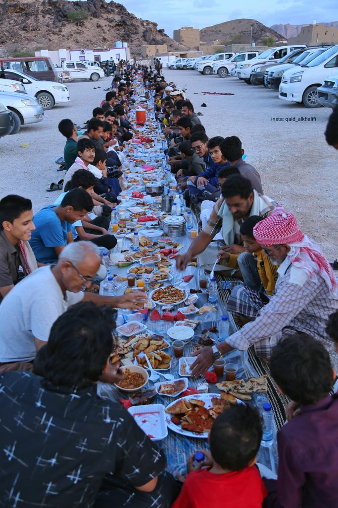 qaid_alkhalifi's tweet photo. للمرة الخامسة على التوالي نقيم سفرة الافطار الجماعي في 14 رمضان بمنطقتنا #باكبيرة 
مديرية #عتق محافظة #شبوة 
1444هــ /2023م https://t.co/08N1YBEBF4