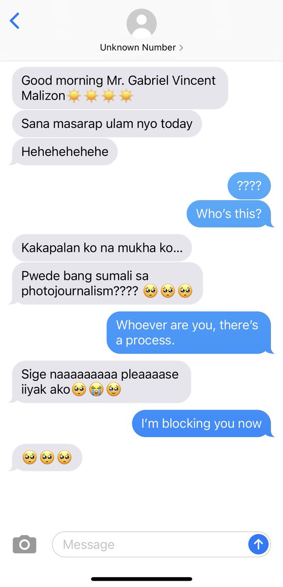 Captured 📸

A #Vinster AU where Reyster has a crush on a journalism student, AC. To court her, he planned to join the journ team. But what if Vinci, a photojournalist is the only one could help him?

Will Vinci help Reyster court his crush or will his heart get captured instead?