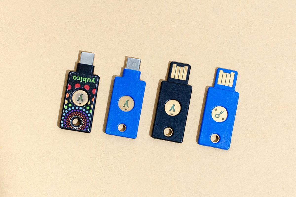 TechmenID's tweet photo. Apakah di sini ada yang menggunakan hardware security key? https://t.co/dthLY68xku