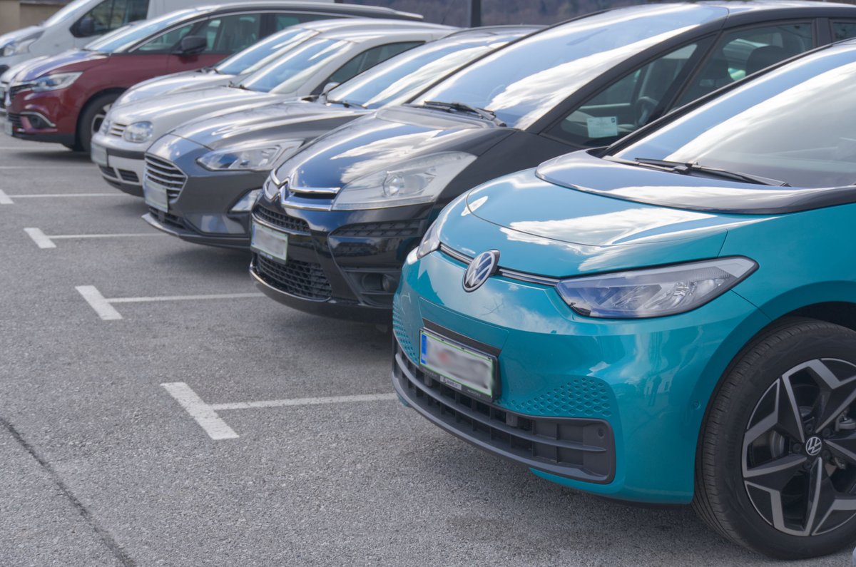 tehnozvezdje's tweet photo. V naši anketi o tem, kakšen pogon bo imel vaš naslednji avto, sta pričakovano na vrhu bencinski in dizelski motor, vendar tudi zanimanje za električni pogon in še kakšnega alternativnega obstaja.

https://t.co/tMobdLzyue https://t.co/1gKv1QKbCB