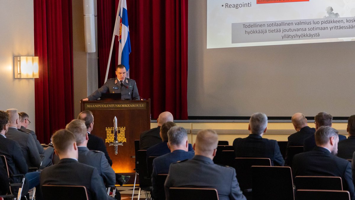 Sodan Usvaa -tutkimusverkoston neljäs teemaseminaari järjestettiin keskiviikkona 5.4. Santahaminassa.

Seminaarin pääteemana oli ”sotiin varautuminen ja tilanneymmärrys”.

Lue lisää: maanpuolustuskorkeakoulu.fi/-/sodan-usvaa-…

#mpkkfi #sotatieteet #tutkimus