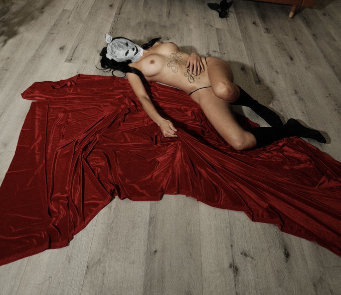 YOU SHOT ME DOWN  Www. tokyorains. com https://t.co/Et0Usw0OeN<a href="/tag/myfirstplay"class="tags"><span>#myfirstplay</span></a>