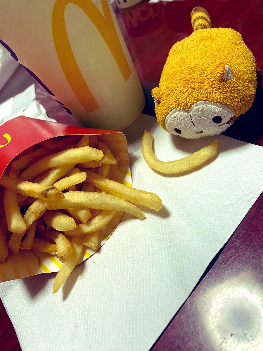 Rascal2011M's tweet image. 今日のお昼 
#ラスカル #照りたまチーズ #大福パイ