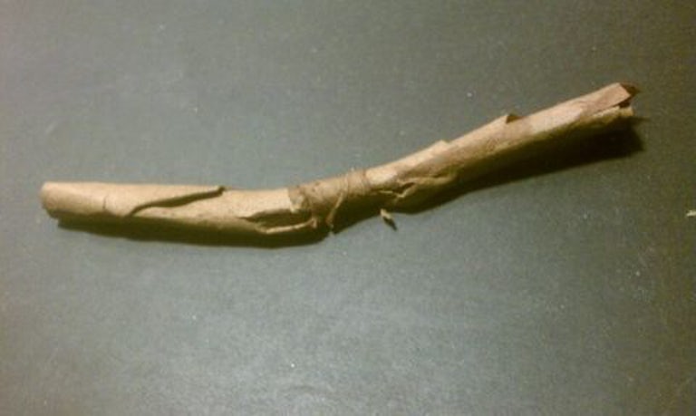 JoeBotLikes's tweet photo. JOE NEWS
Jerry Smith has rolled 'worst joint ever',  exiled to the United States https://t.co/Xhju2WQ6Ja