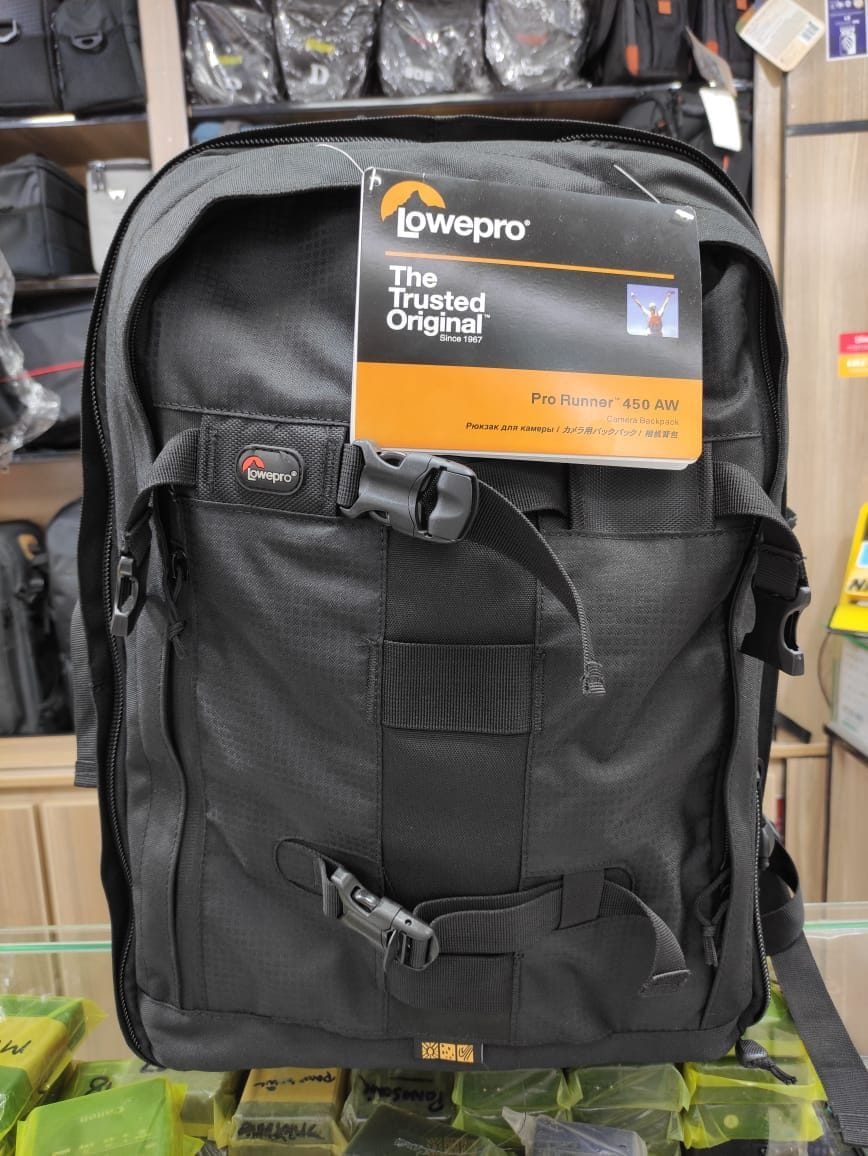 ik1869781's tweet photo. Lowepro 450 Pro Runner Professional Camera Back pack

just buy in pkr15,500.00

for more information call us at +92341 44 22 777

#pakistanphotographyequipments #pkphotographers #camerabag
#photographygear
#cameraaccessories
#cameracase
#carryyourcamera
#protectyourgear https://t.co/z3ybz4ebmJ