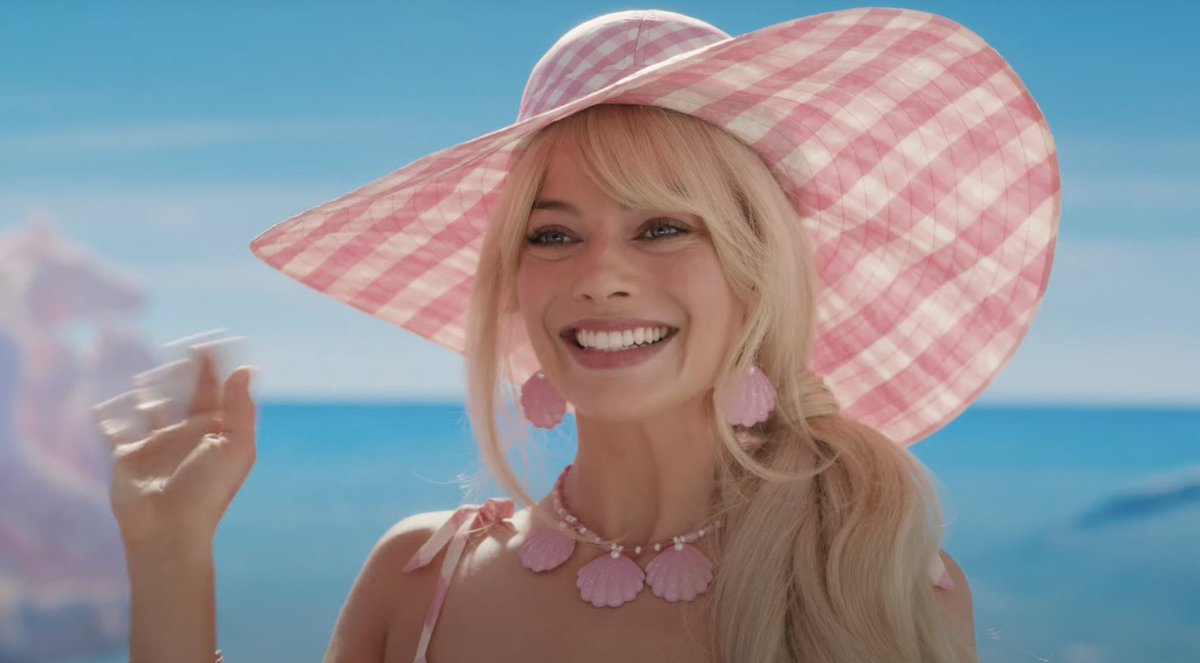 TheMiddleEarth's tweet photo. Barbie🌷, coming this summer https://t.co/QLwqD3fgTb