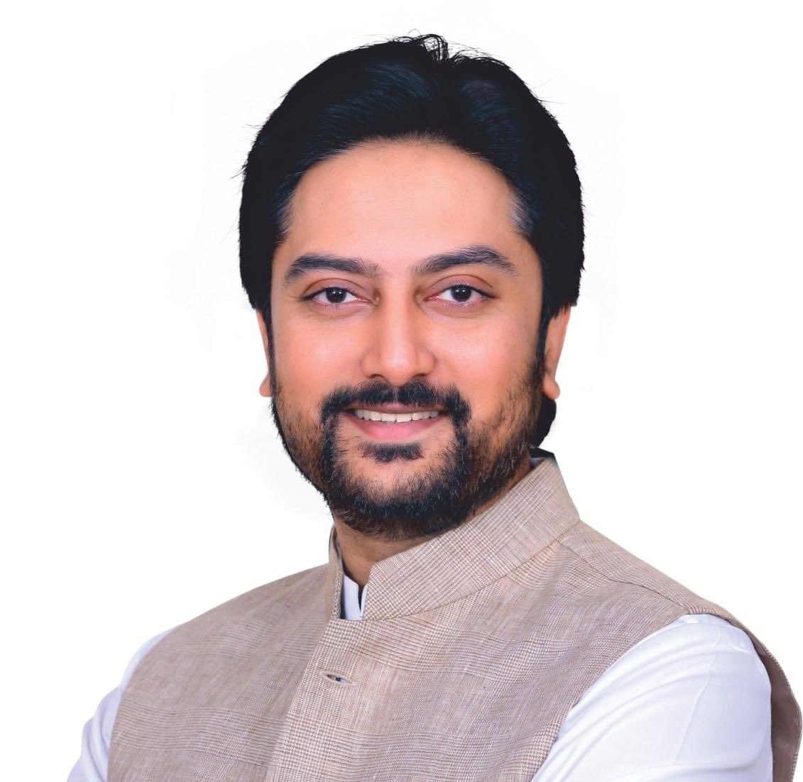 Manikrao_INC's tweet image. लातूर जिल्हा मध्यवर्ती बँकेचे अध्यक्ष,आमदार श्री.धिरज विलासराव देशमुख यांना वाढदिवसानिमित्त हार्दिक शुभेच्छा..! 
#DhirajDeshmukh