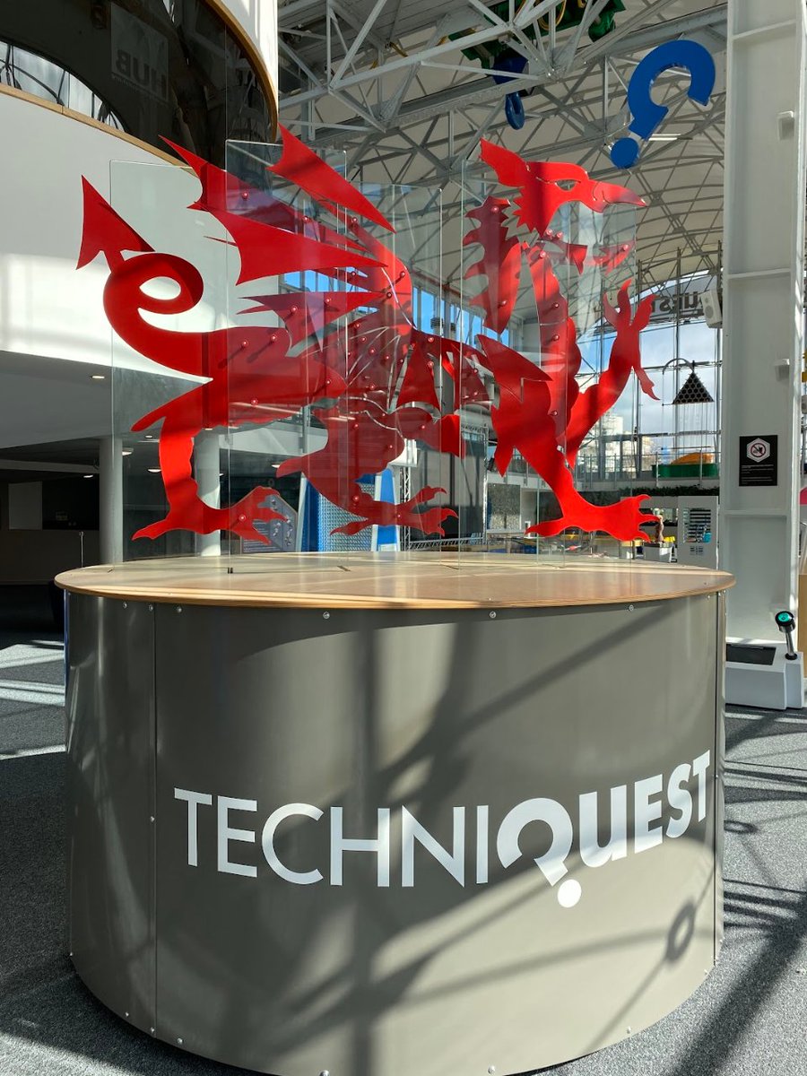 One week left to apply for our latest exciting job opportunities ✏️

⭐ Bilingual Marketing &amp; Comms Officer
⭐ Live Science Hosts
⭐ Bilingual Presenter Coach
⭐ Maintenance Manager
⭐ Creative Production Designer

Come &amp; work with us!  Apply by 14 April.

techniquest.org/about-us/join-…