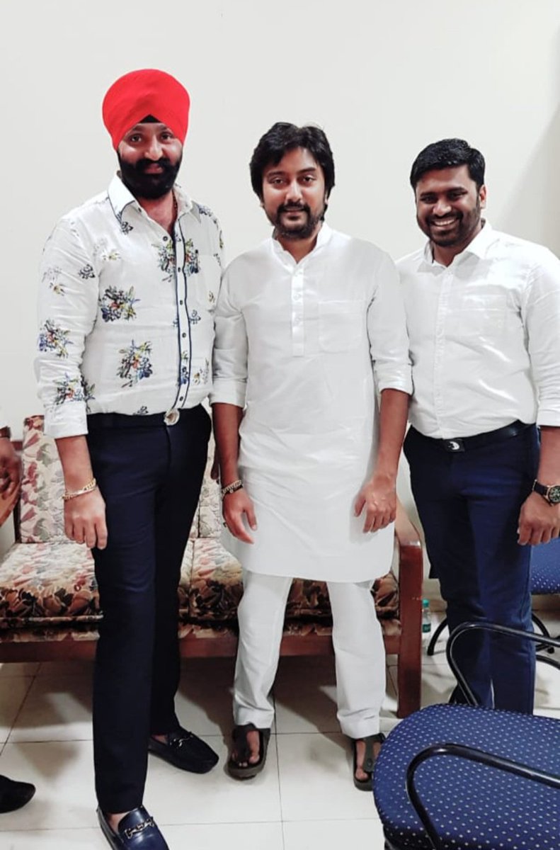 BindraWinner's tweet photo. लातूर ग्रामीण विधानसभा मतदारसंघाचे कर्तव्यदक्ष युवा आमदार मा.धीरज विलासरावजी देशमुख यांना वाढदिवसाच्या मनःपूर्वक शुभेच्छा.!
Happy Birthday @MeDeshmukh https://t.co/zykpx1SVbE