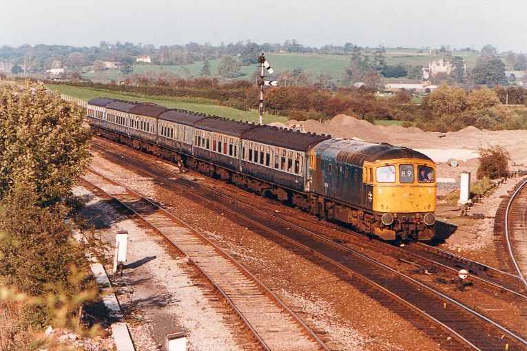 Eighties Trains tweet media