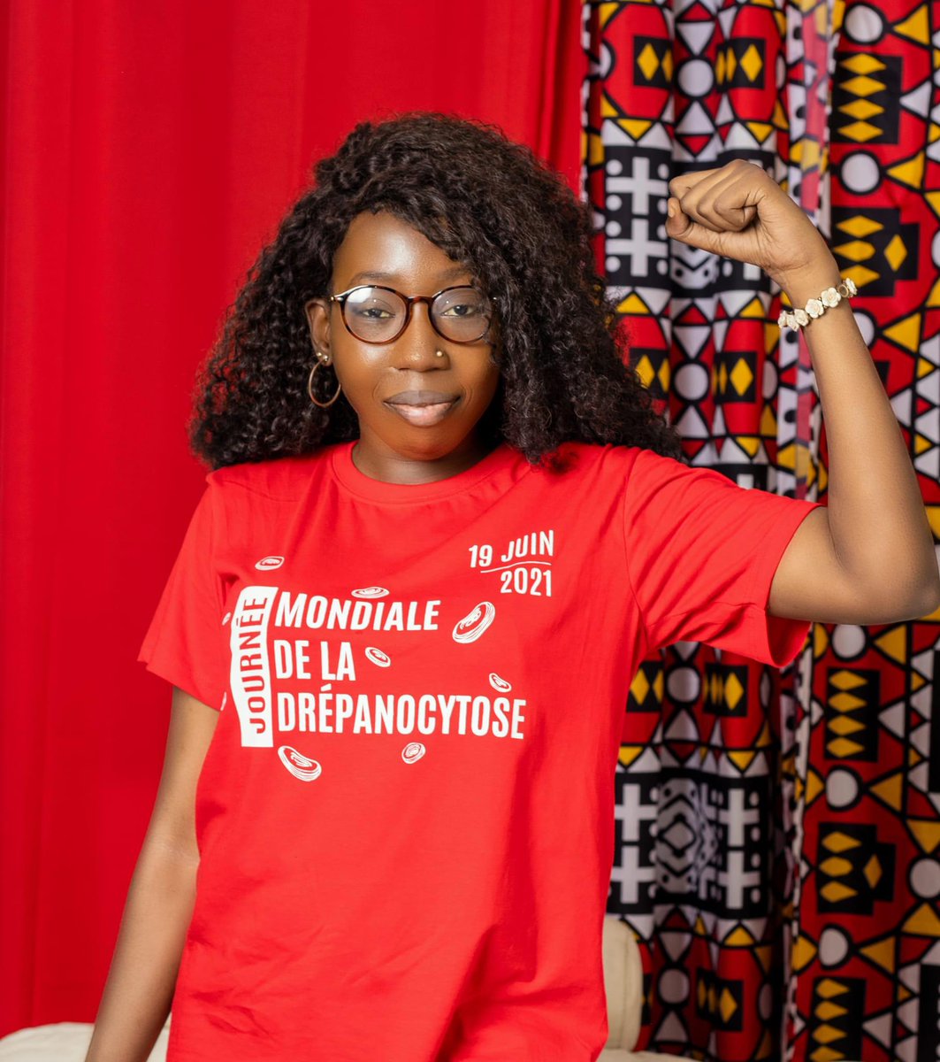 Sosdonsang's tweet photo. LYSA C'est une jeune fille qui se battait pour faire connaître la drépanocytose et faire prendre conscience aux jeunes couples l'importance de l'électrophorèse d'hémoglobine... Le problème de sang étant un souci majeur pour les drepanocytaires, elle a cheminé avec nous dans https://t.co/rmehVPvaYC