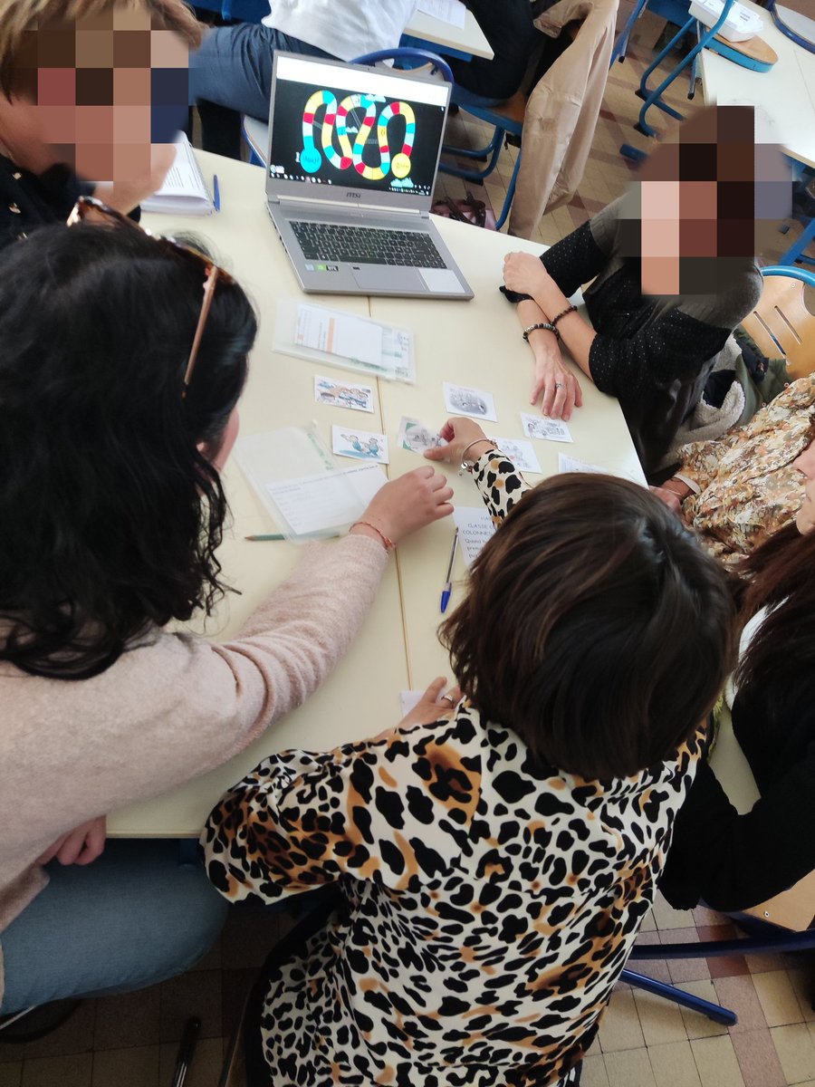 Circo_Agly_66's tweet photo. La formation des référents Phare des écoles de notre circonscription. Un atelier " Jeu d'énigmes" testé par les enseignants. Un escape game réalisé en collaboration avec 2 enseignantes de cycle 3 et qui sera partagé. https://t.co/8Qp0jSW9ul