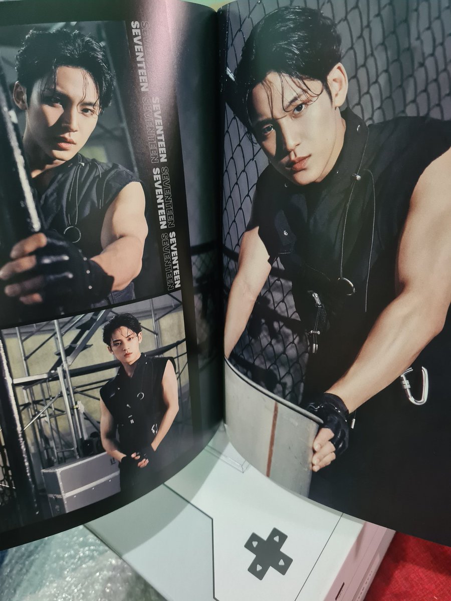raimszelle's tweet photo. May mga poging dumating on Mingyu's kaarawan π©·π Thank you @kseoulifybudols ~ grabe yung sparks ng photobook huhuhu π«Άπ» #KSBFeedbacks https://t.co/al3Fv8UZew