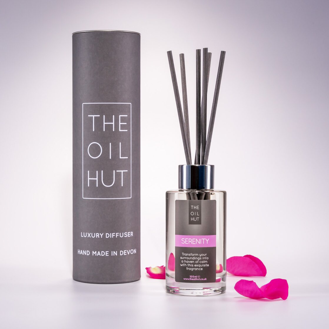 katyhhancock's tweet photo. Our diffusers last ages and we have a wonderful choice of smells to suit everyone. #smallbizuk #handmade #longlasting #Sandalwood #rose #sbswinner #wowwinner https://t.co/Pnkt9hZcBe