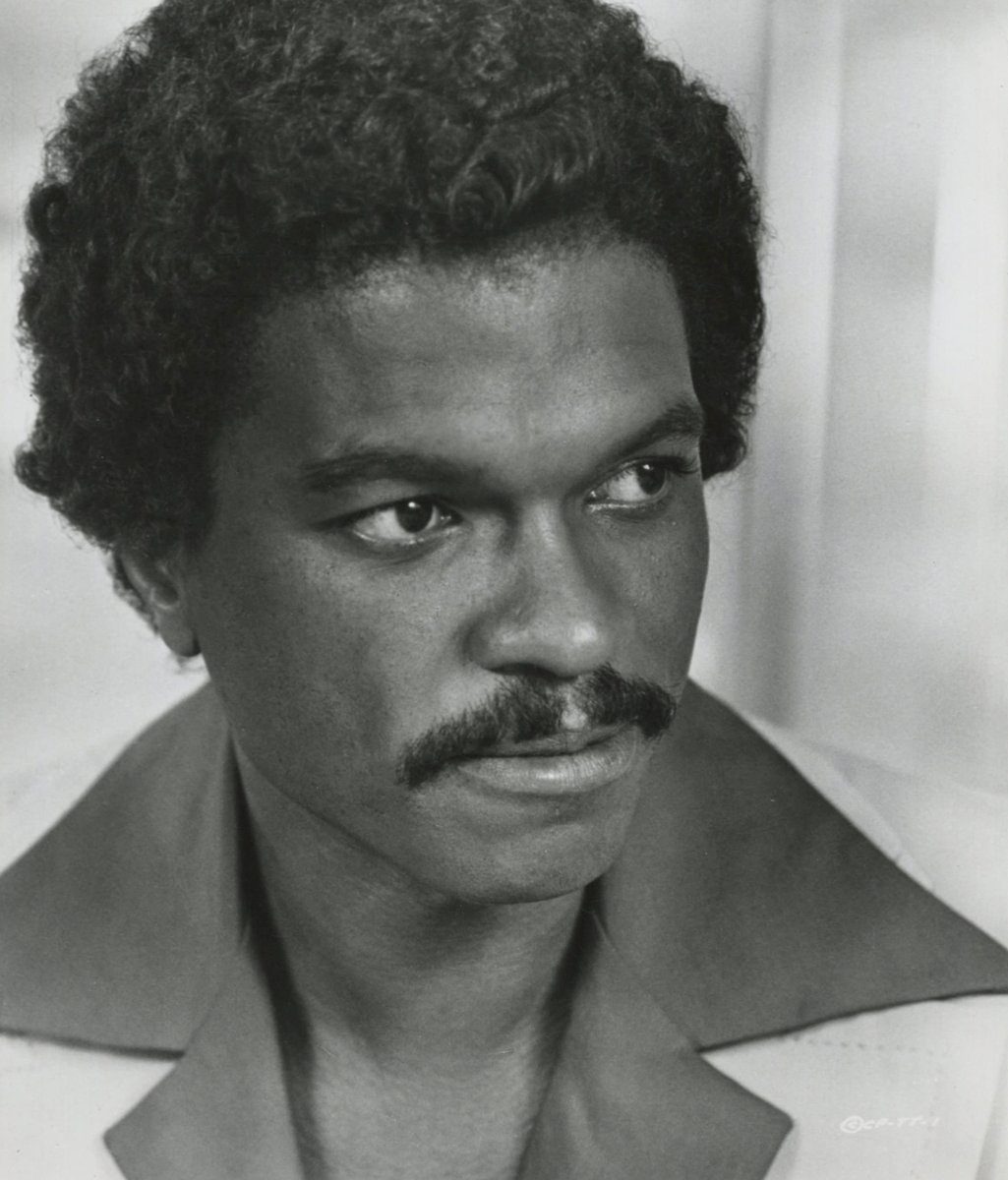 “When I'm not acting, I'm not an actor. I'm just a person.”

Billy Dee Williams is 86 today.

#BornOnThisDay #BillyDeeWilliams #StarWars #FilmTwitter