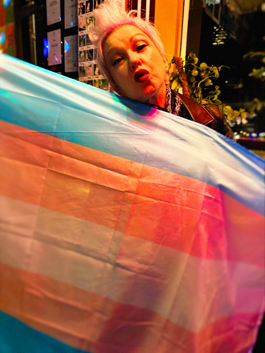FINAL UPDATE: ✨ Cyndi Lauper ✨ wanted me to pass on a message to you all: 
She loves and supports the transgender community of New Zealand