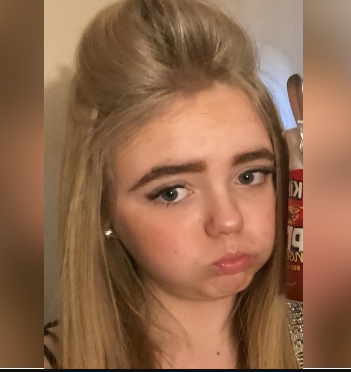 Essex Police are appealing for help to find 13 year-old Lucy Beaumont who is missing from Harlow.

Lucy is described as white, 5ft 2 ins and slim with long blonde hair. 

Police say Lucy was reported missing on 5th April and they need to make sure she's OK.