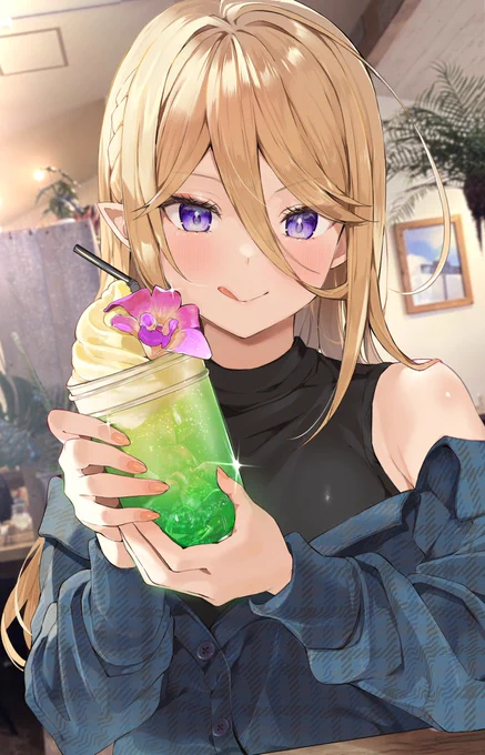 メロンソーダを飲むエルフ 