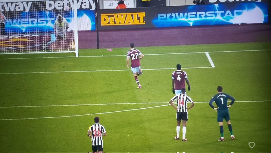 Out Of Context Football (@nocontextfooty) on Twitter photo 