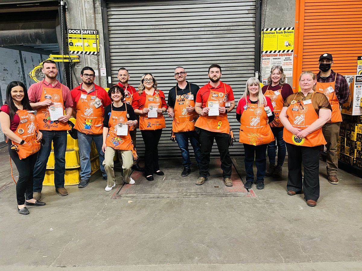 Amazing night DBW with the team. The Leadership team worked hard to offload the truck . Lots of learning and recognition throughout the night . #homedepot #1001proud