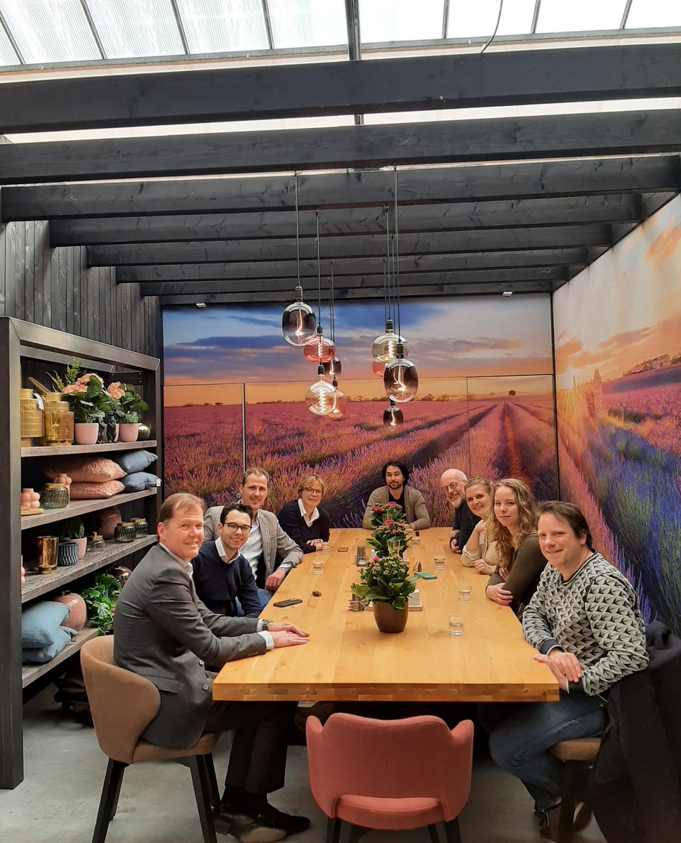 Gisteren bezochten de fracties van @pvda en <a href="/GroenLinks026/">GroenLinks Arnhem</a> Arnhem het <a href="/scalabor/">Scalabor</a> trainingscentrum, Scalabikes en <a href="/IntratuinArnhem/">Intratuin Arnhem</a> om zich te informeren over de arbeidsmarkt en de rol en bijdrage van het regionaal sociaal ontwikkelbedrijf!