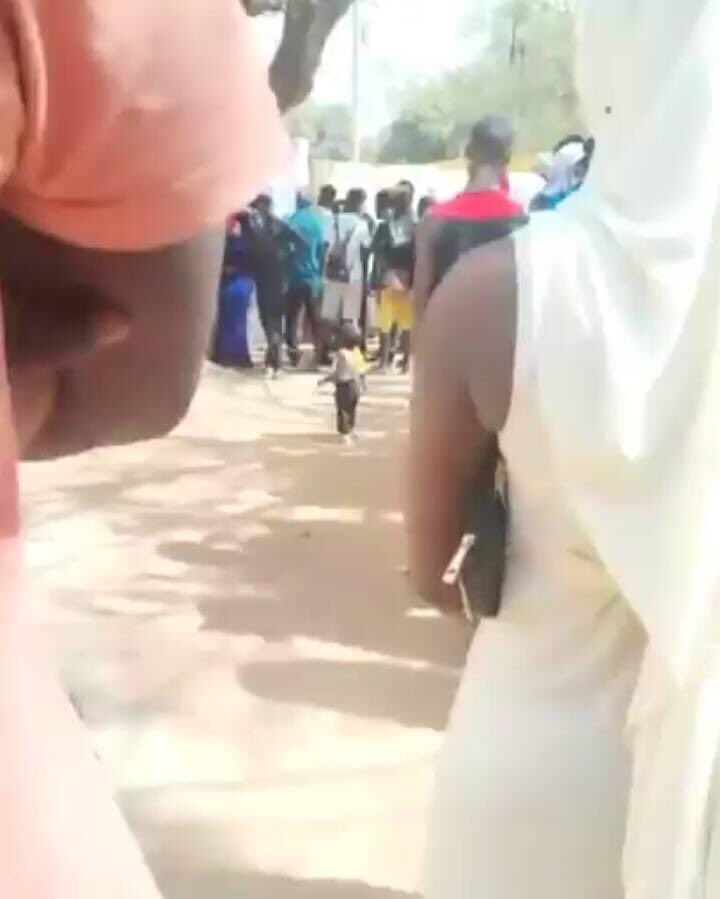 MoSalehsn's tweet image. 🛑À Mbour les jeunes ont envahit les commissions